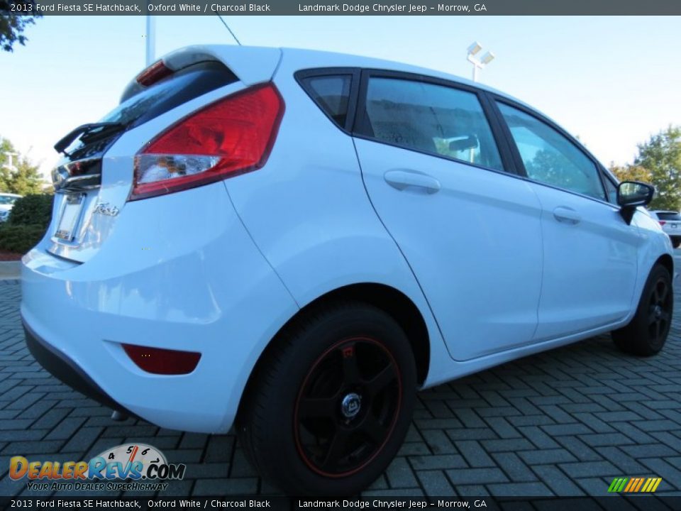 2013 Ford Fiesta SE Hatchback Oxford White / Charcoal Black Photo #5
