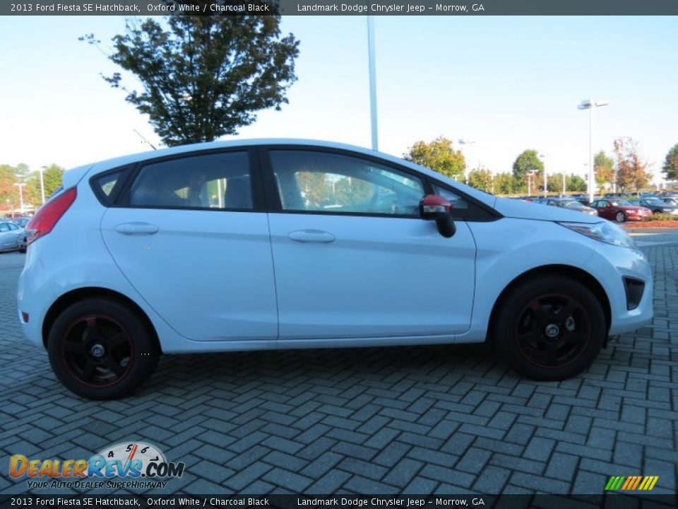 2013 Ford Fiesta SE Hatchback Oxford White / Charcoal Black Photo #6