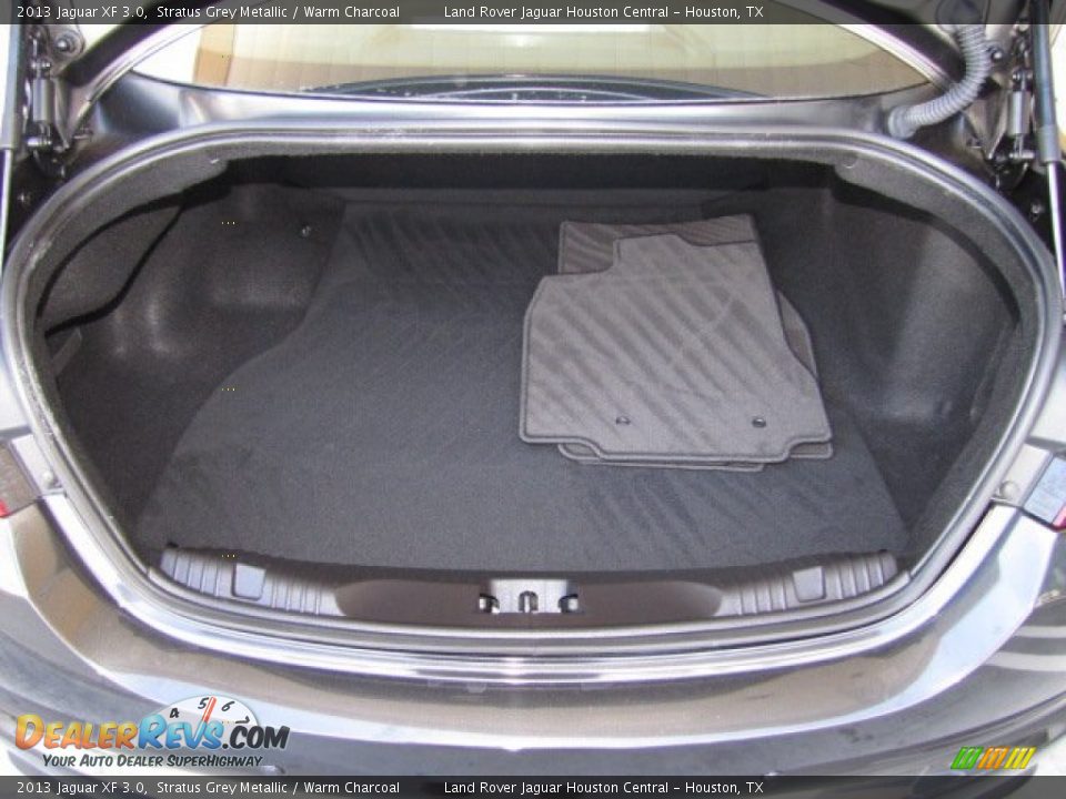2013 Jaguar XF 3.0 Trunk Photo #30