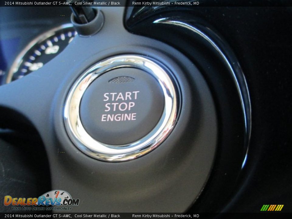 Controls of 2014 Mitsubishi Outlander GT S-AWC Photo #24