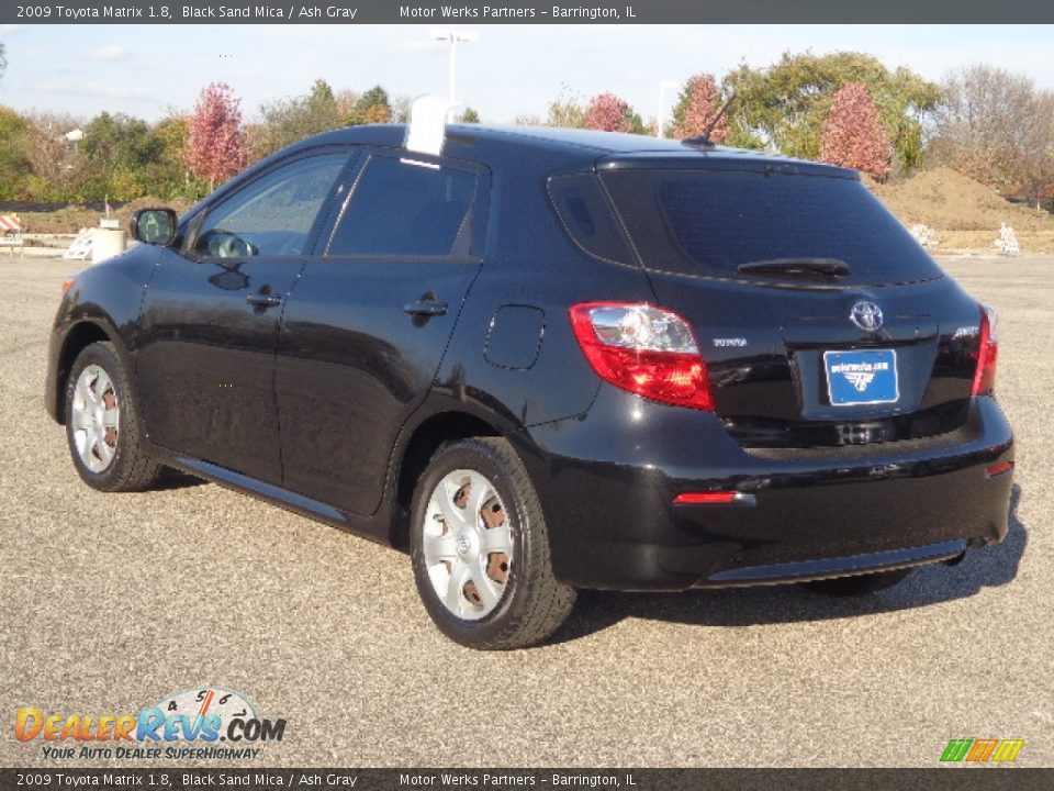 2009 Toyota Matrix 1.8 Black Sand Mica / Ash Gray Photo #3