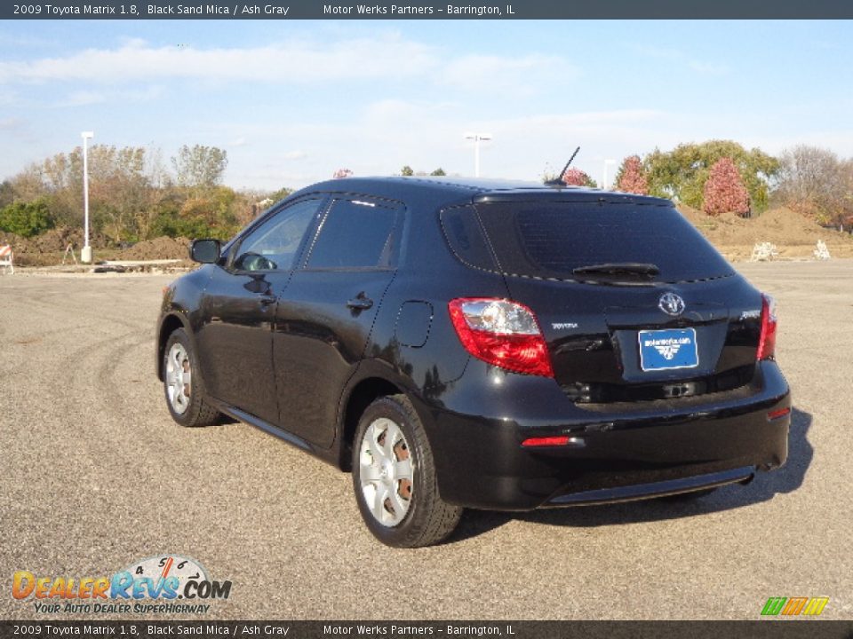 2009 Toyota Matrix 1.8 Black Sand Mica / Ash Gray Photo #4