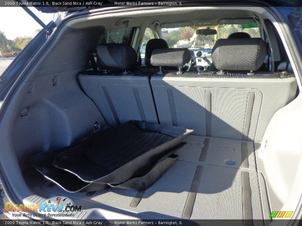 2009 Toyota Matrix 1.8 Black Sand Mica / Ash Gray Photo #17