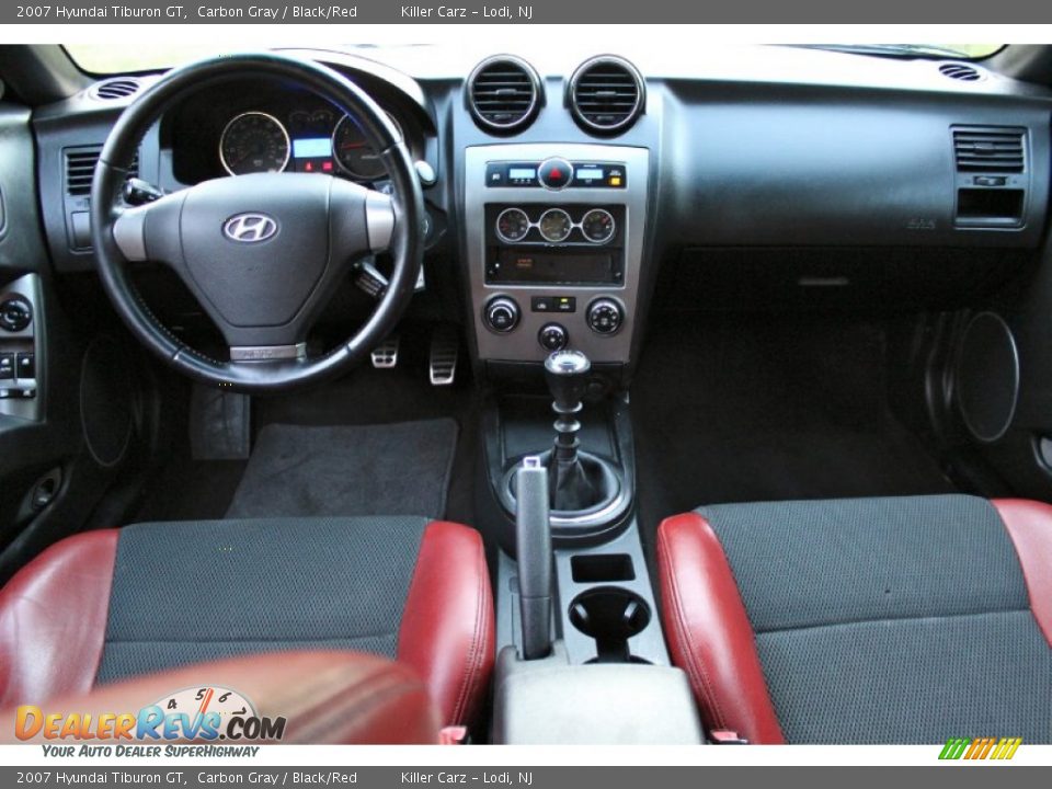 Dashboard of 2007 Hyundai Tiburon GT Photo #7