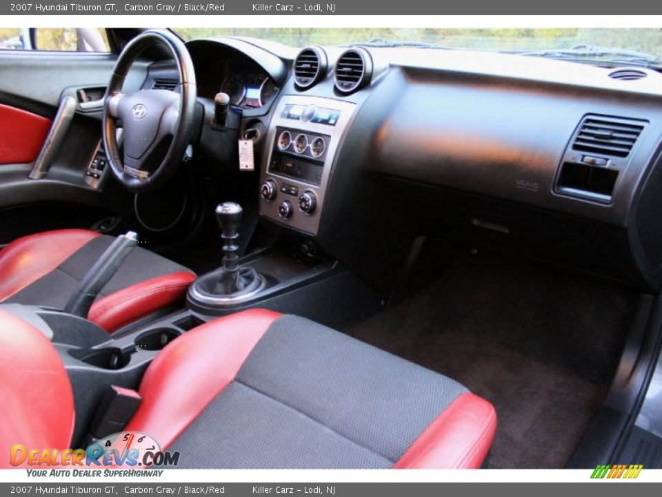 Dashboard of 2007 Hyundai Tiburon GT Photo #24