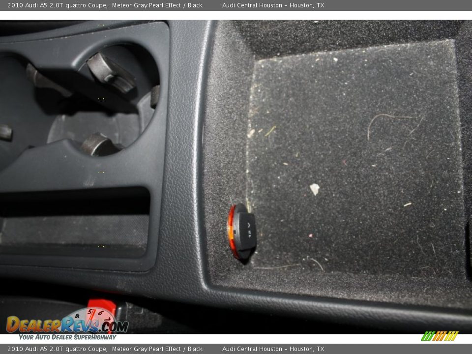 2010 Audi A5 2.0T quattro Coupe Meteor Gray Pearl Effect / Black Photo #23