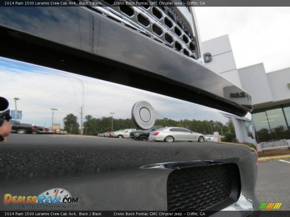 2014 Ram 1500 Laramie Crew Cab 4x4 Black / Black Photo #4