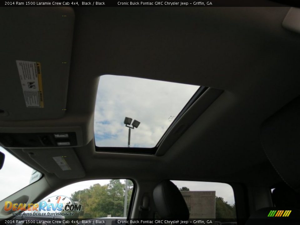 2014 Ram 1500 Laramie Crew Cab 4x4 Black / Black Photo #13