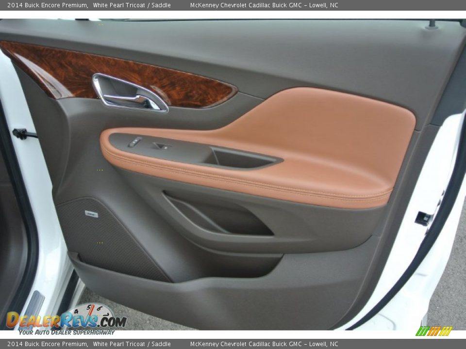 2014 Buick Encore Premium White Pearl Tricoat / Saddle Photo #18