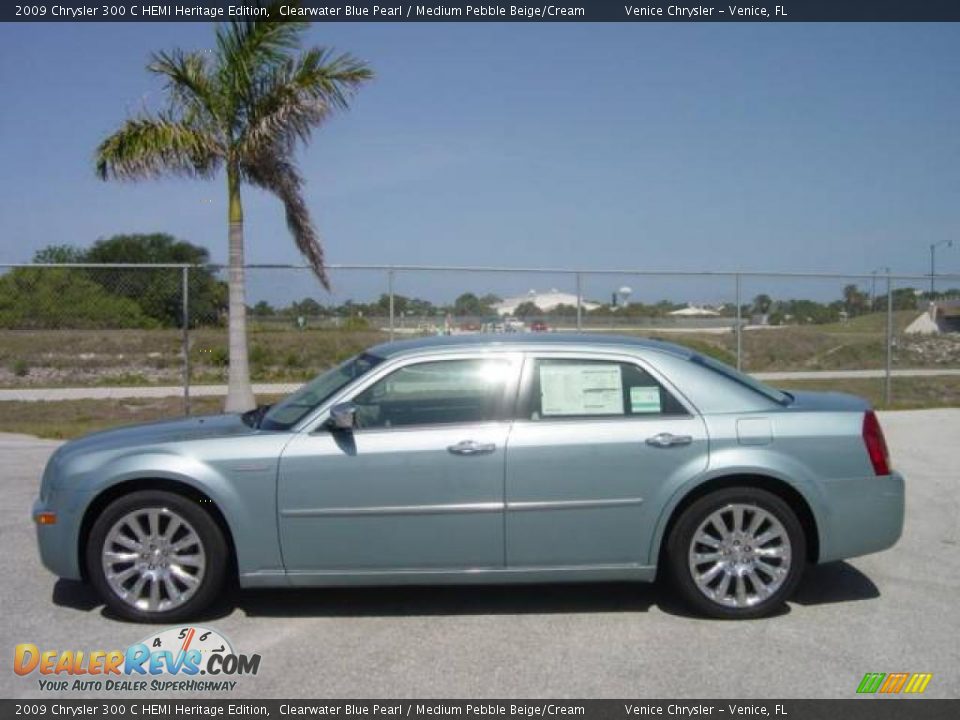 2009 Chrysler 300 C HEMI Heritage Edition Clearwater Blue Pearl / Medium Pebble Beige/Cream Photo #3
