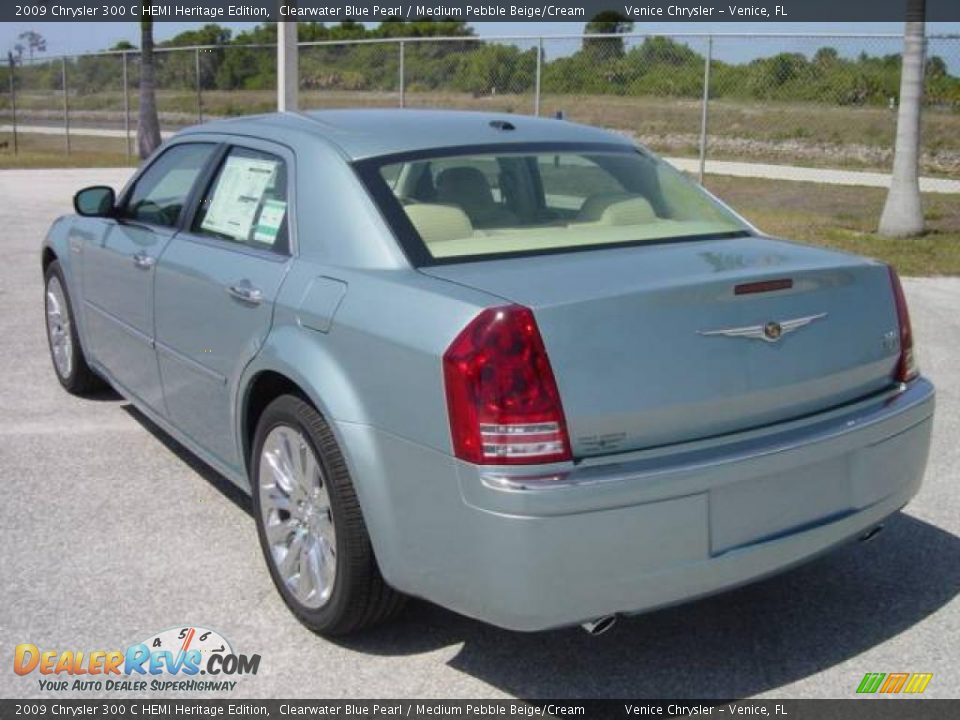 2009 Chrysler 300 C HEMI Heritage Edition Clearwater Blue Pearl / Medium Pebble Beige/Cream Photo #4