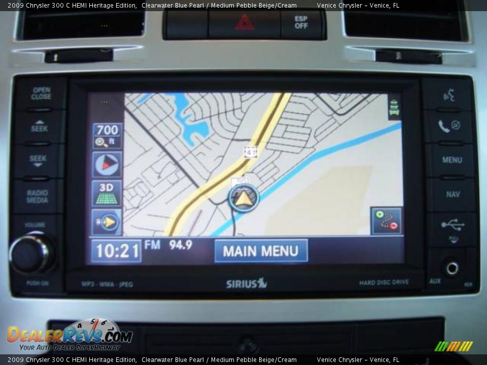 2009 Chrysler 300 C HEMI Heritage Edition Clearwater Blue Pearl / Medium Pebble Beige/Cream Photo #12