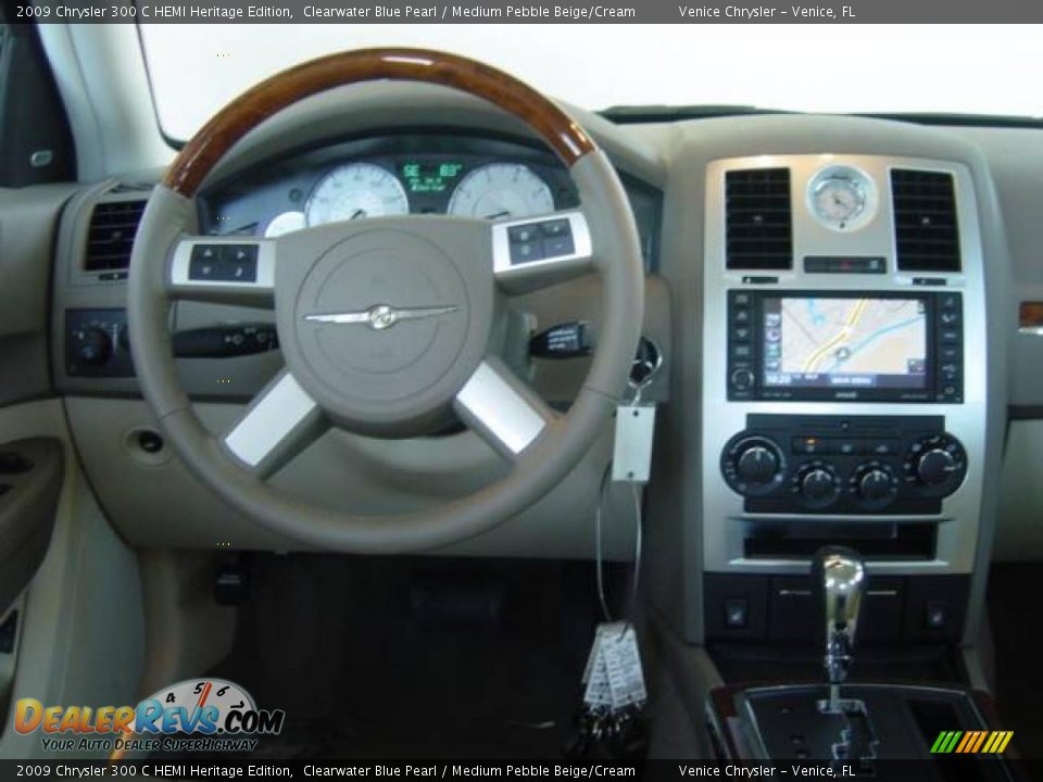 2009 Chrysler 300 C HEMI Heritage Edition Clearwater Blue Pearl / Medium Pebble Beige/Cream Photo #14