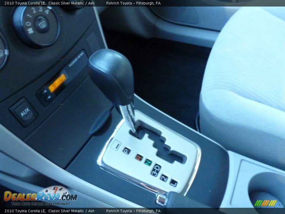 2010 Toyota Corolla LE Classic Silver Metallic / Ash Photo #18