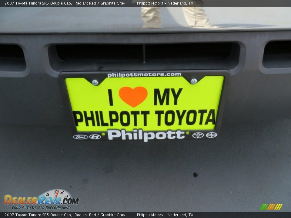 2007 Toyota Tundra SR5 Double Cab Radiant Red / Graphite Gray Photo #11