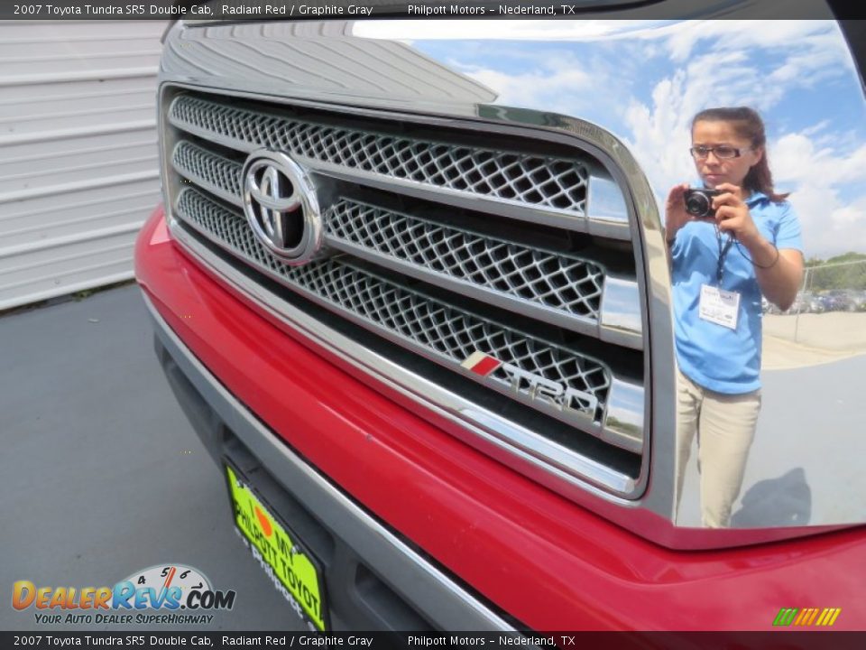 2007 Toyota Tundra SR5 Double Cab Radiant Red / Graphite Gray Photo #12