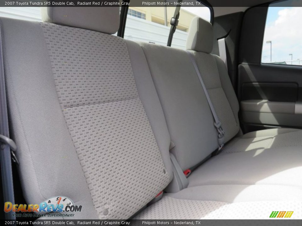 2007 Toyota Tundra SR5 Double Cab Radiant Red / Graphite Gray Photo #31