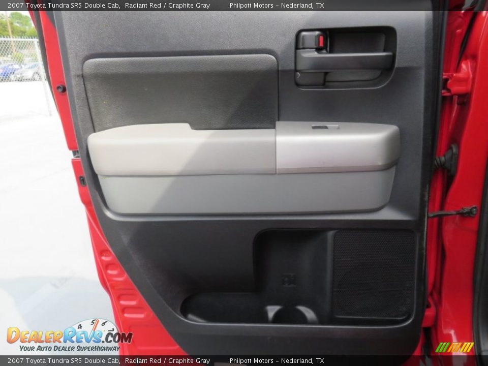 2007 Toyota Tundra SR5 Double Cab Radiant Red / Graphite Gray Photo #32