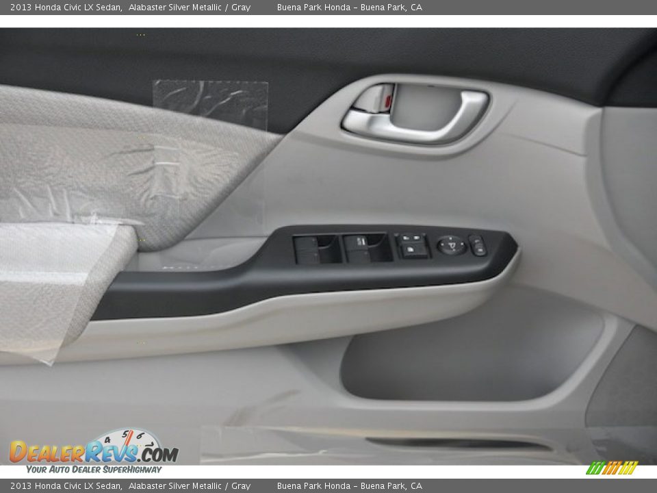 2013 Honda Civic LX Sedan Alabaster Silver Metallic / Gray Photo #8