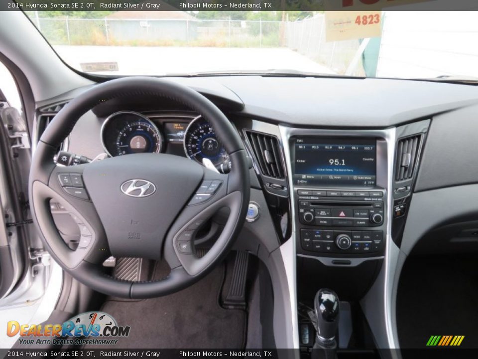 2014 Hyundai Sonata SE 2.0T Radiant Silver / Gray Photo #29