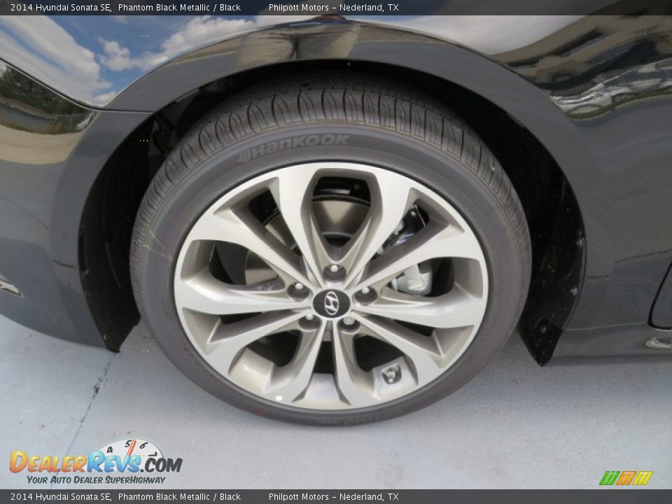 2014 Hyundai Sonata SE Phantom Black Metallic / Black Photo #10