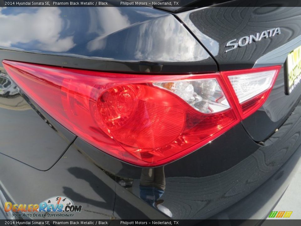 2014 Hyundai Sonata SE Phantom Black Metallic / Black Photo #11