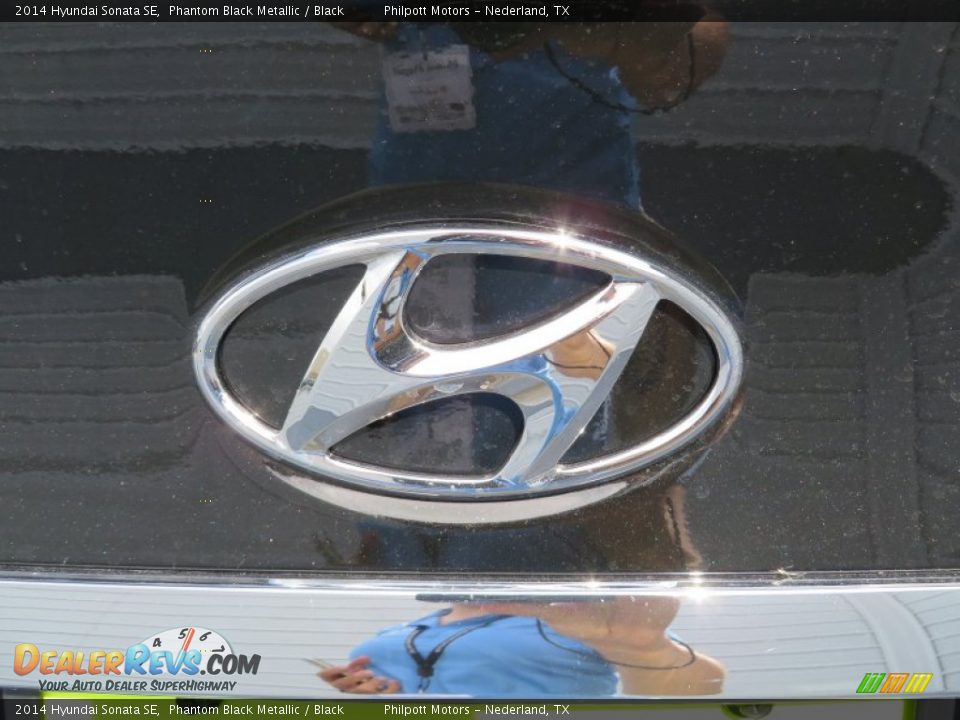 2014 Hyundai Sonata SE Phantom Black Metallic / Black Photo #13