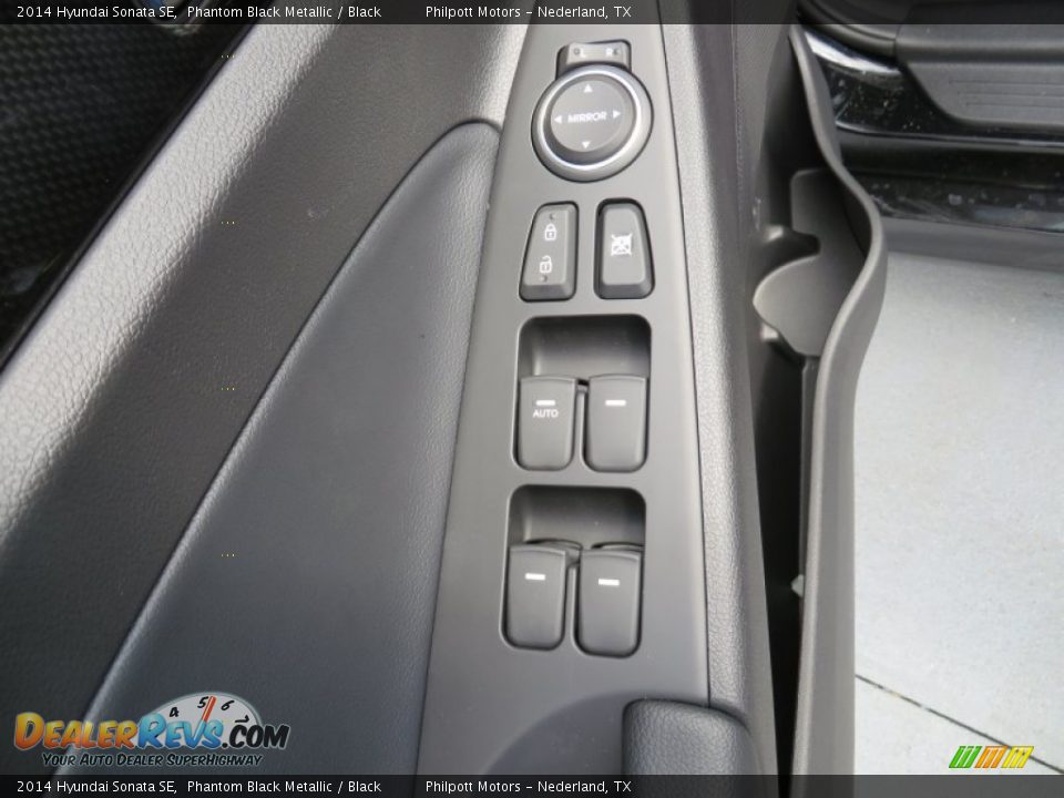 2014 Hyundai Sonata SE Phantom Black Metallic / Black Photo #22