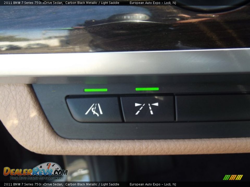 2011 BMW 7 Series 750i xDrive Sedan Carbon Black Metallic / Light Saddle Photo #24
