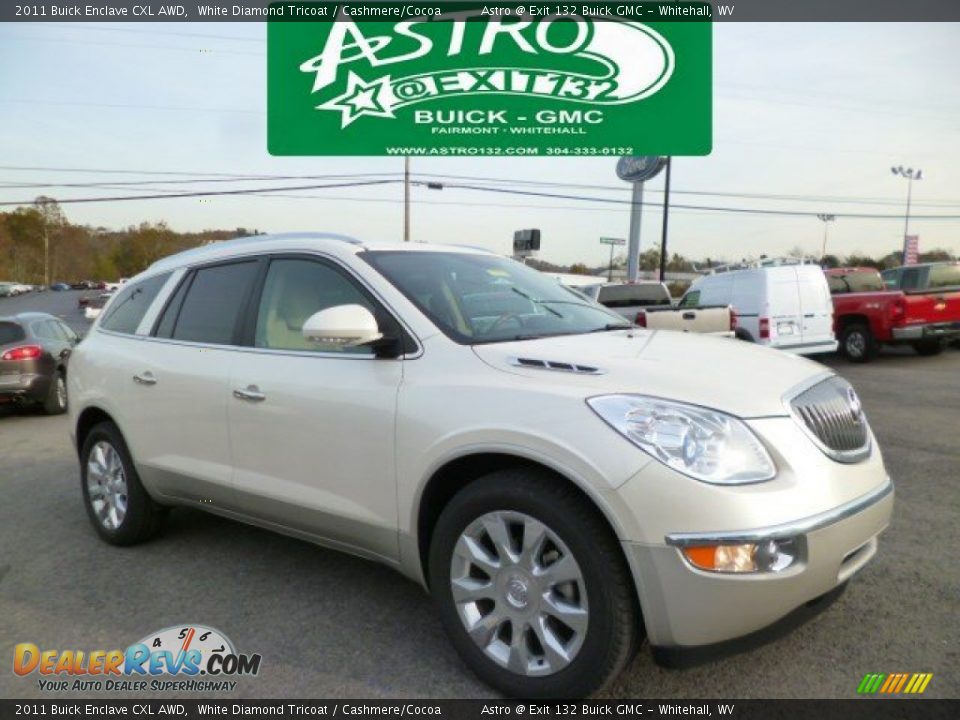 2011 Buick Enclave CXL AWD White Diamond Tricoat / Cashmere/Cocoa Photo #1