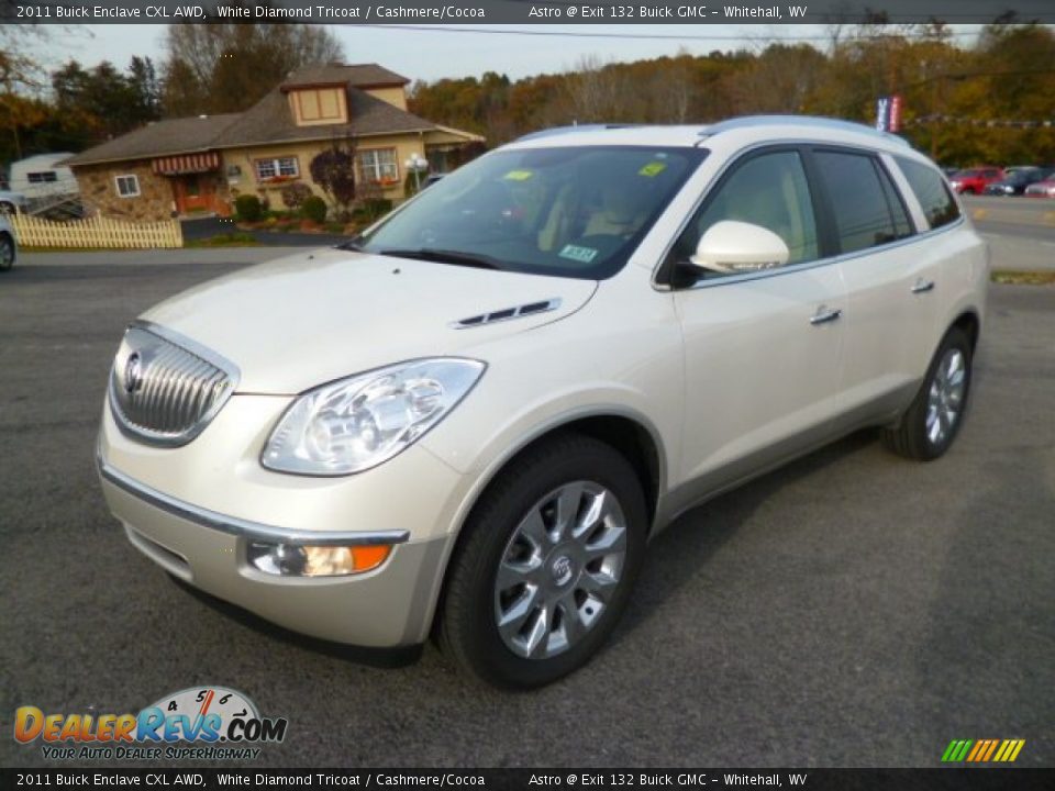 2011 Buick Enclave CXL AWD White Diamond Tricoat / Cashmere/Cocoa Photo #3