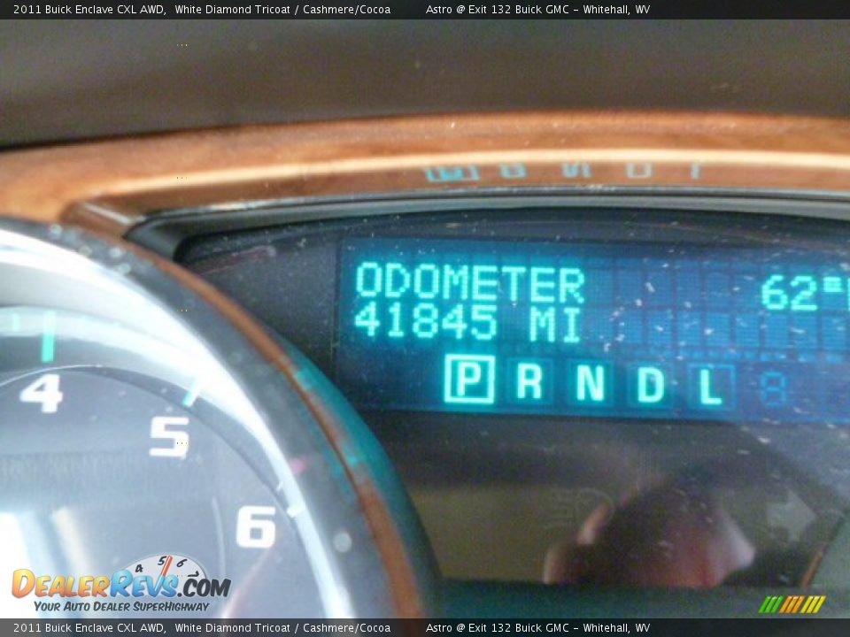 2011 Buick Enclave CXL AWD White Diamond Tricoat / Cashmere/Cocoa Photo #20