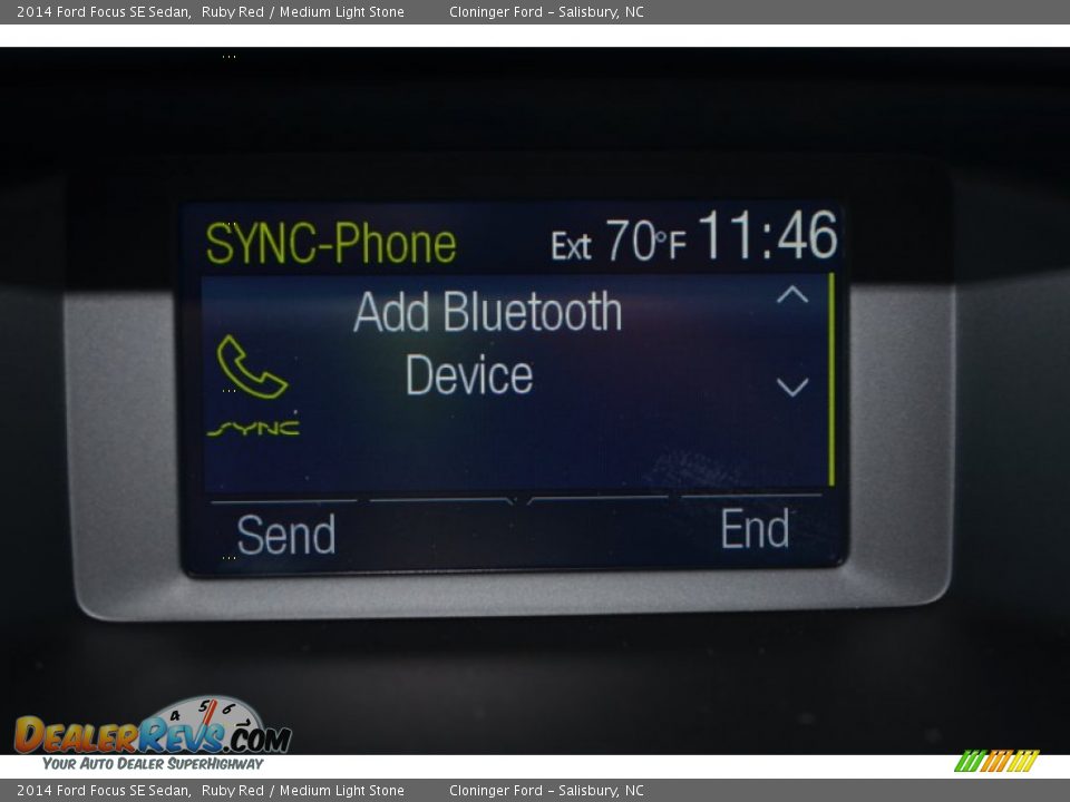 2014 Ford Focus SE Sedan Ruby Red / Medium Light Stone Photo #27