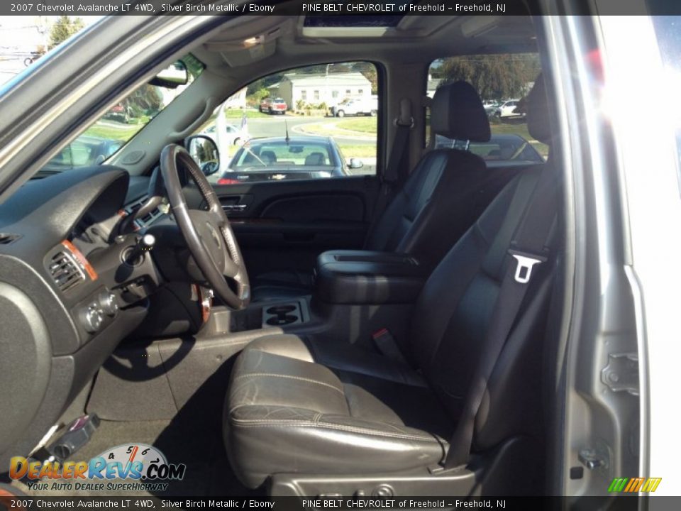 2007 Chevrolet Avalanche LT 4WD Silver Birch Metallic / Ebony Photo #25