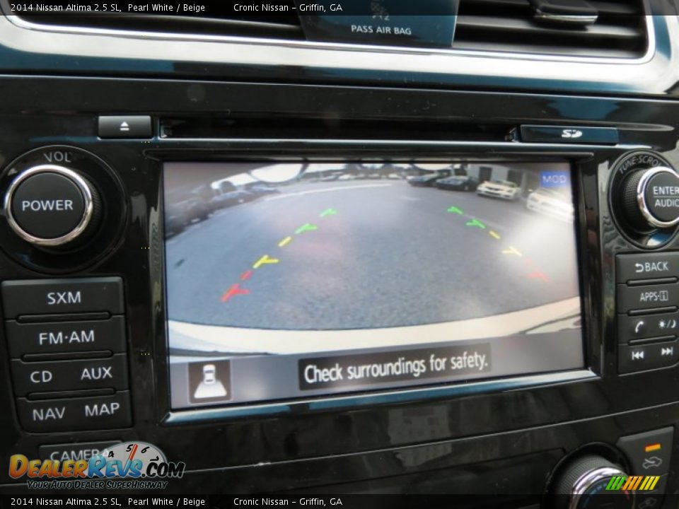 2014 Nissan Altima 2.5 SL Pearl White / Beige Photo #17