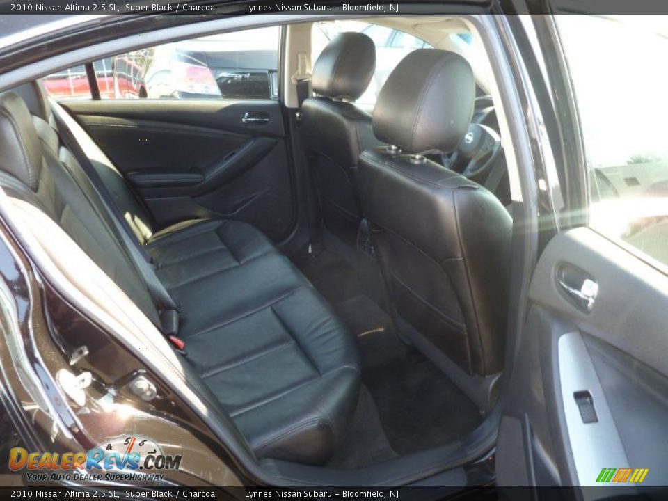 2010 Nissan Altima 2.5 SL Super Black / Charcoal Photo #8