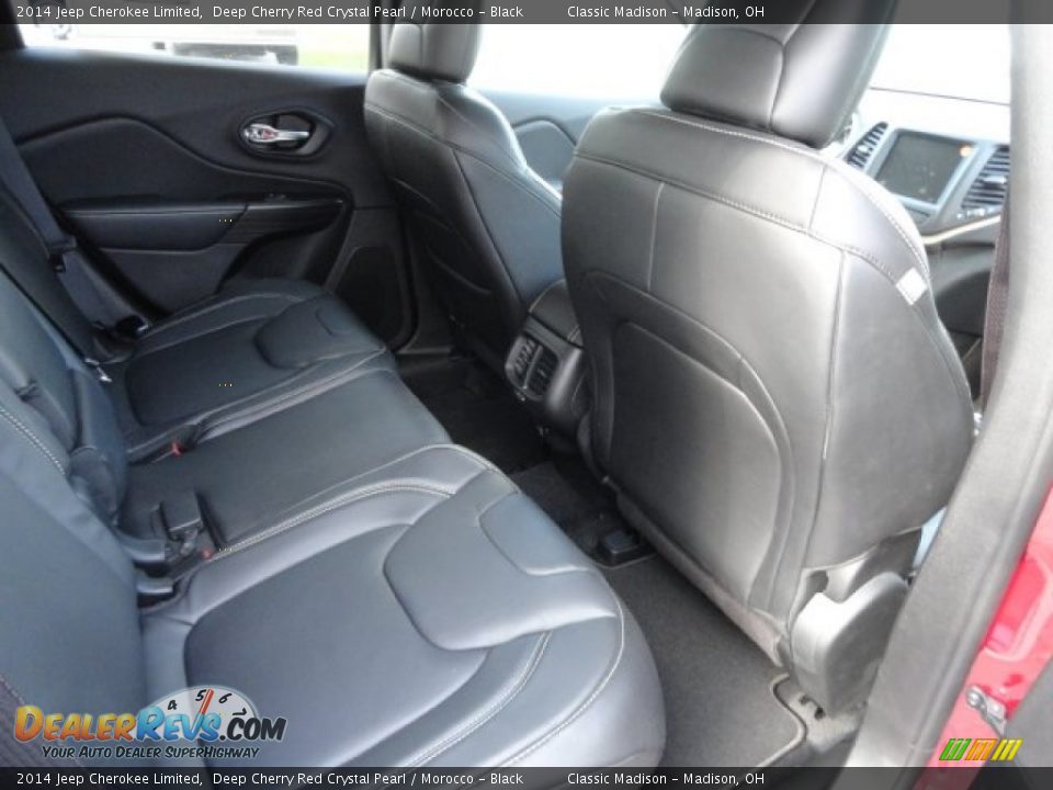 Rear Seat of 2014 Jeep Cherokee Limited Photo #11