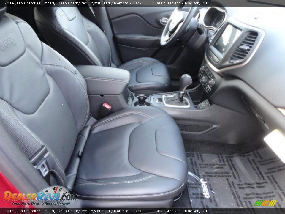 Front Seat of 2014 Jeep Cherokee Limited Photo #13