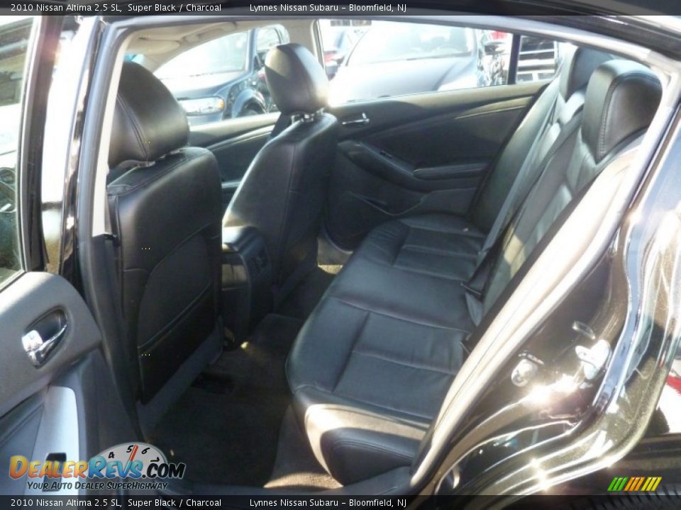 2010 Nissan Altima 2.5 SL Super Black / Charcoal Photo #11