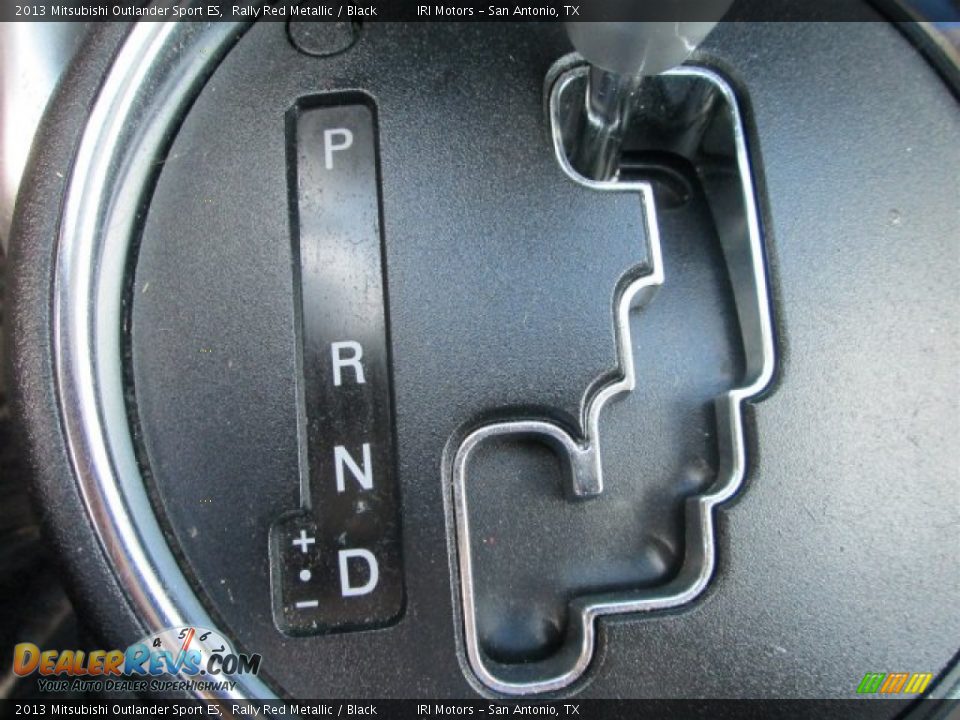 2013 Mitsubishi Outlander Sport ES Shifter Photo #15