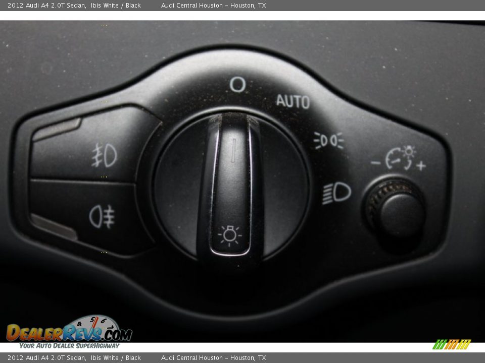 2012 Audi A4 2.0T Sedan Ibis White / Black Photo #16