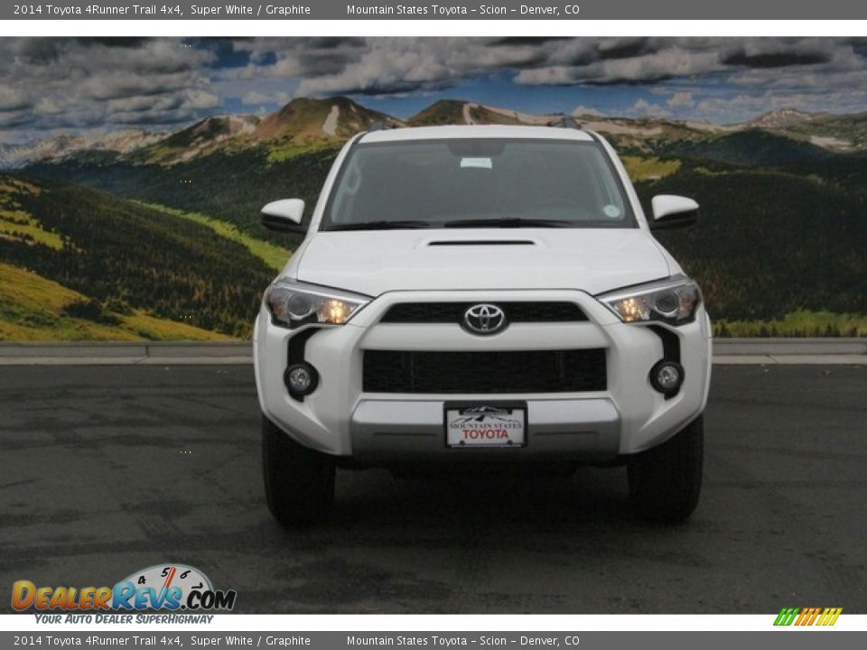 2014 Toyota 4Runner Trail 4x4 Super White / Graphite Photo #2