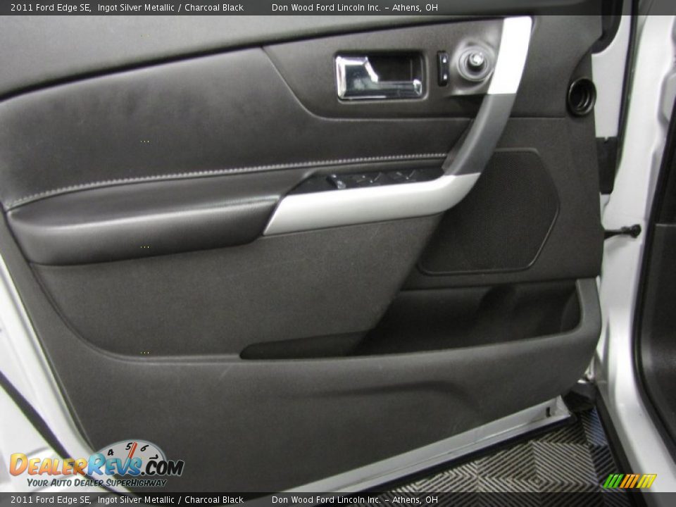 2011 Ford Edge SE Ingot Silver Metallic / Charcoal Black Photo #10