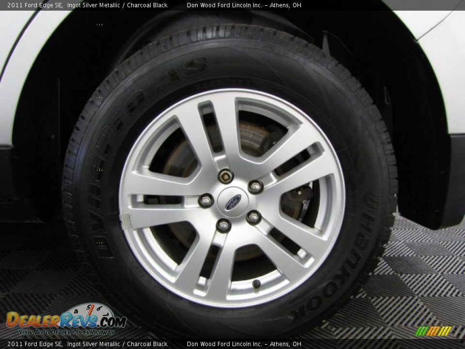 2011 Ford Edge SE Ingot Silver Metallic / Charcoal Black Photo #27