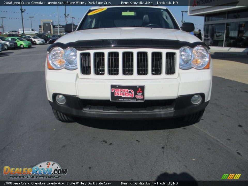 2008 Jeep Grand Cherokee Laredo 4x4 Stone White / Dark Slate Gray Photo #2