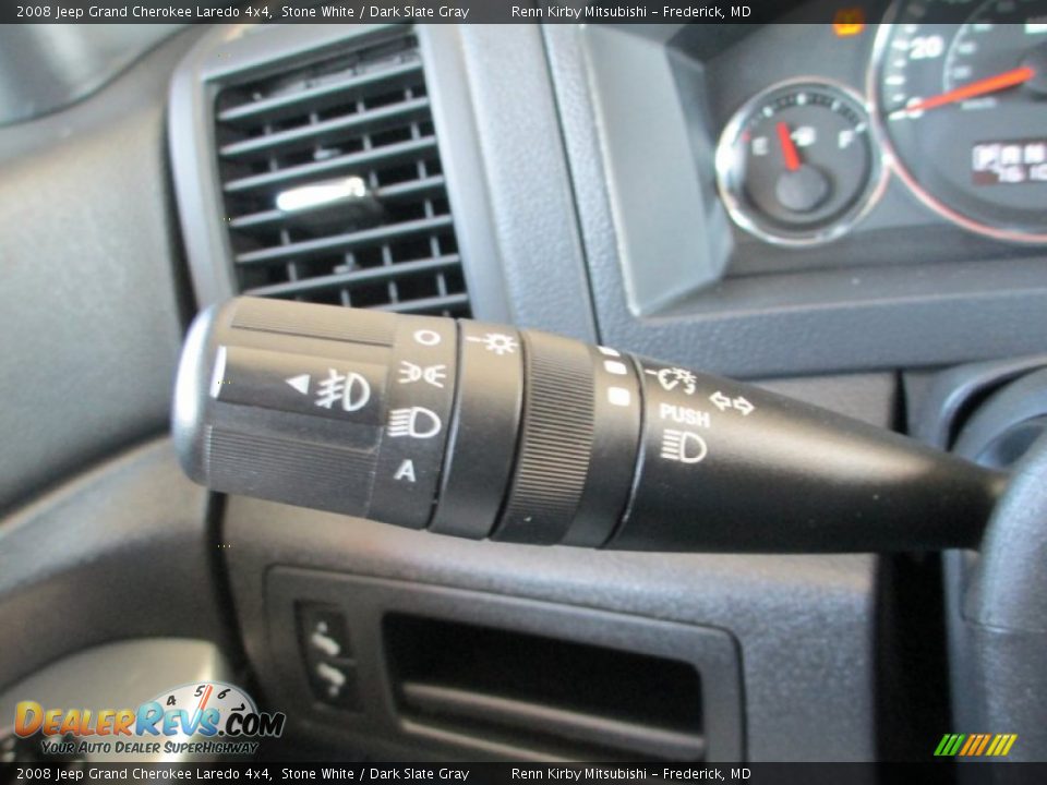 2008 Jeep Grand Cherokee Laredo 4x4 Stone White / Dark Slate Gray Photo #13