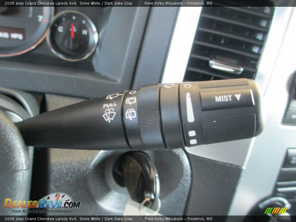 2008 Jeep Grand Cherokee Laredo 4x4 Stone White / Dark Slate Gray Photo #14