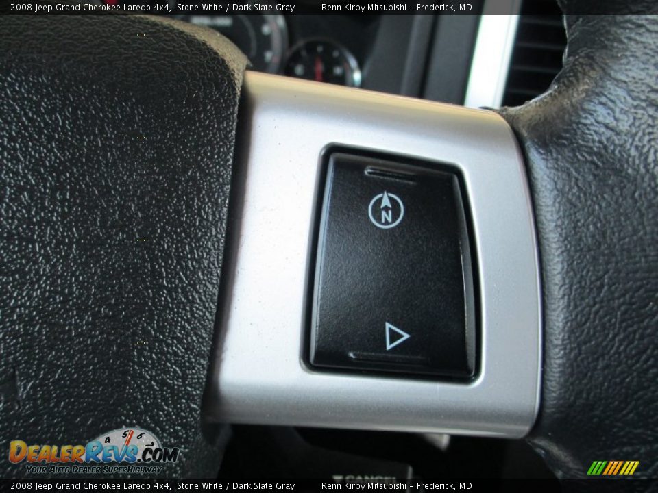 2008 Jeep Grand Cherokee Laredo 4x4 Stone White / Dark Slate Gray Photo #16