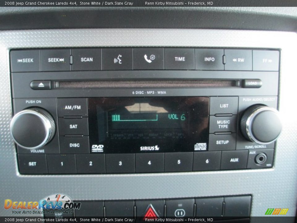 2008 Jeep Grand Cherokee Laredo 4x4 Stone White / Dark Slate Gray Photo #20