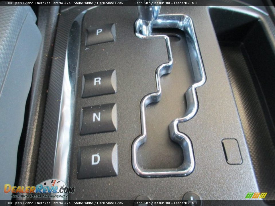 2008 Jeep Grand Cherokee Laredo 4x4 Stone White / Dark Slate Gray Photo #22